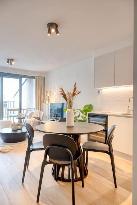 Peaceful Getaway In Appartement