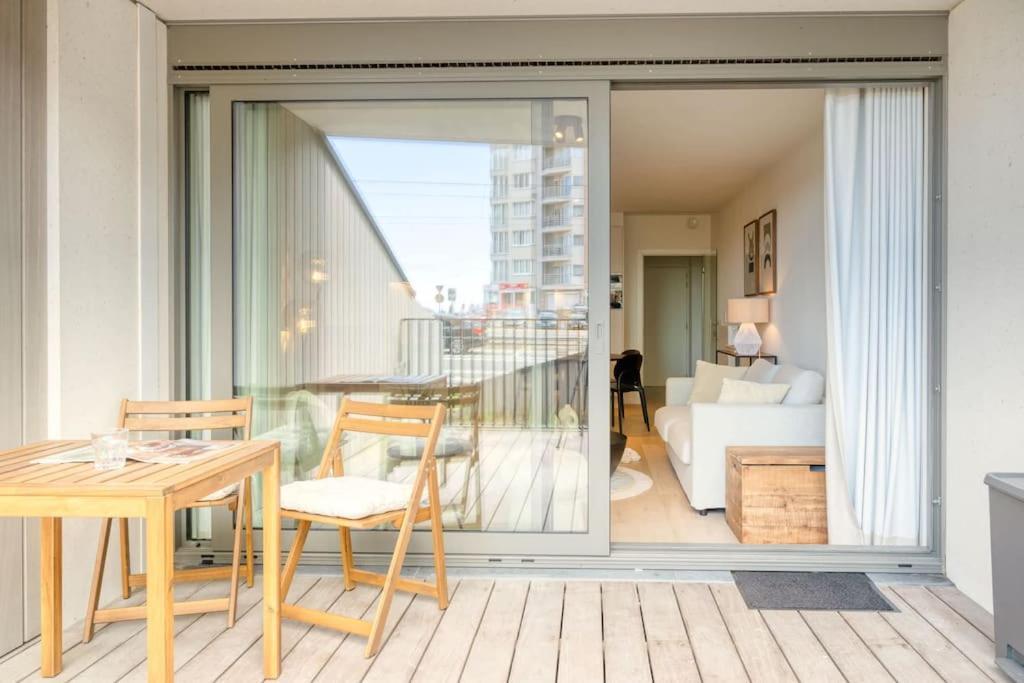 Peaceful Getaway In Appartement Oostende